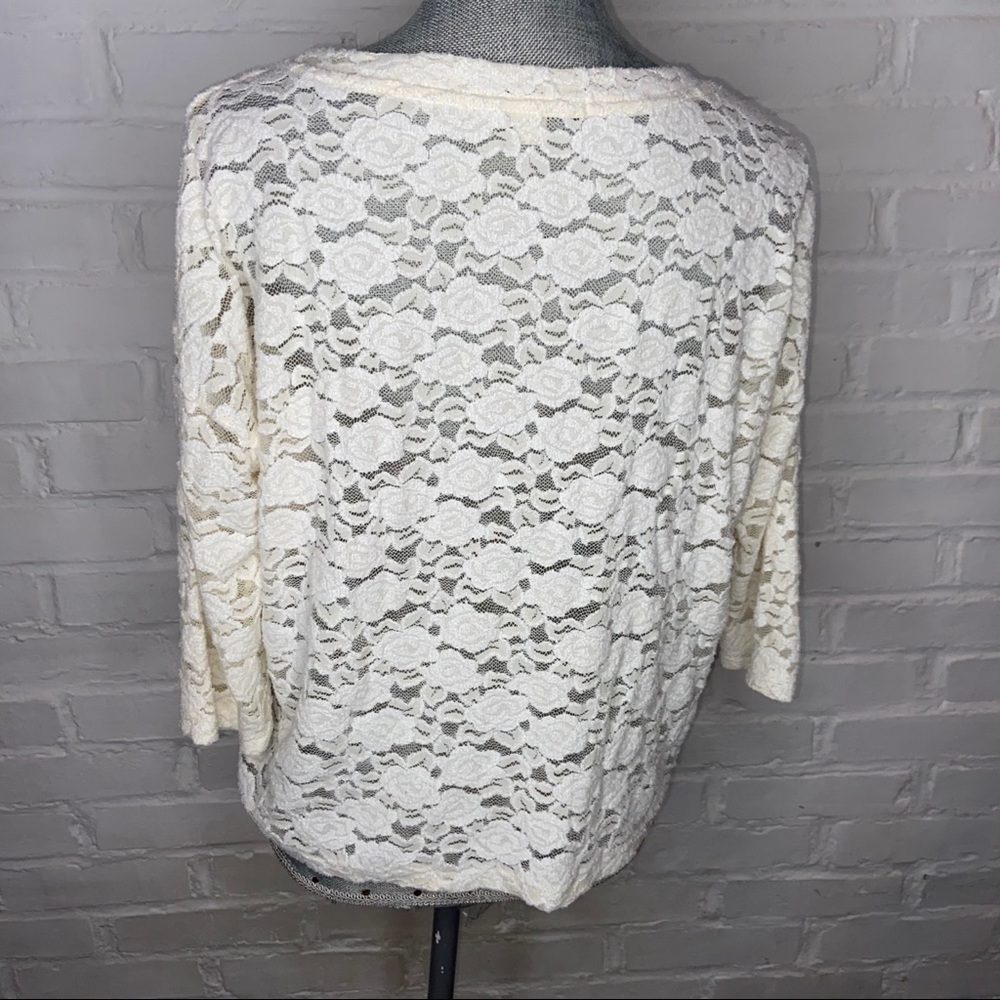 Forever 21 Sheer Lace 3/4 Sleeve Top Cream Womens Size Medium - Picture 4 of 7